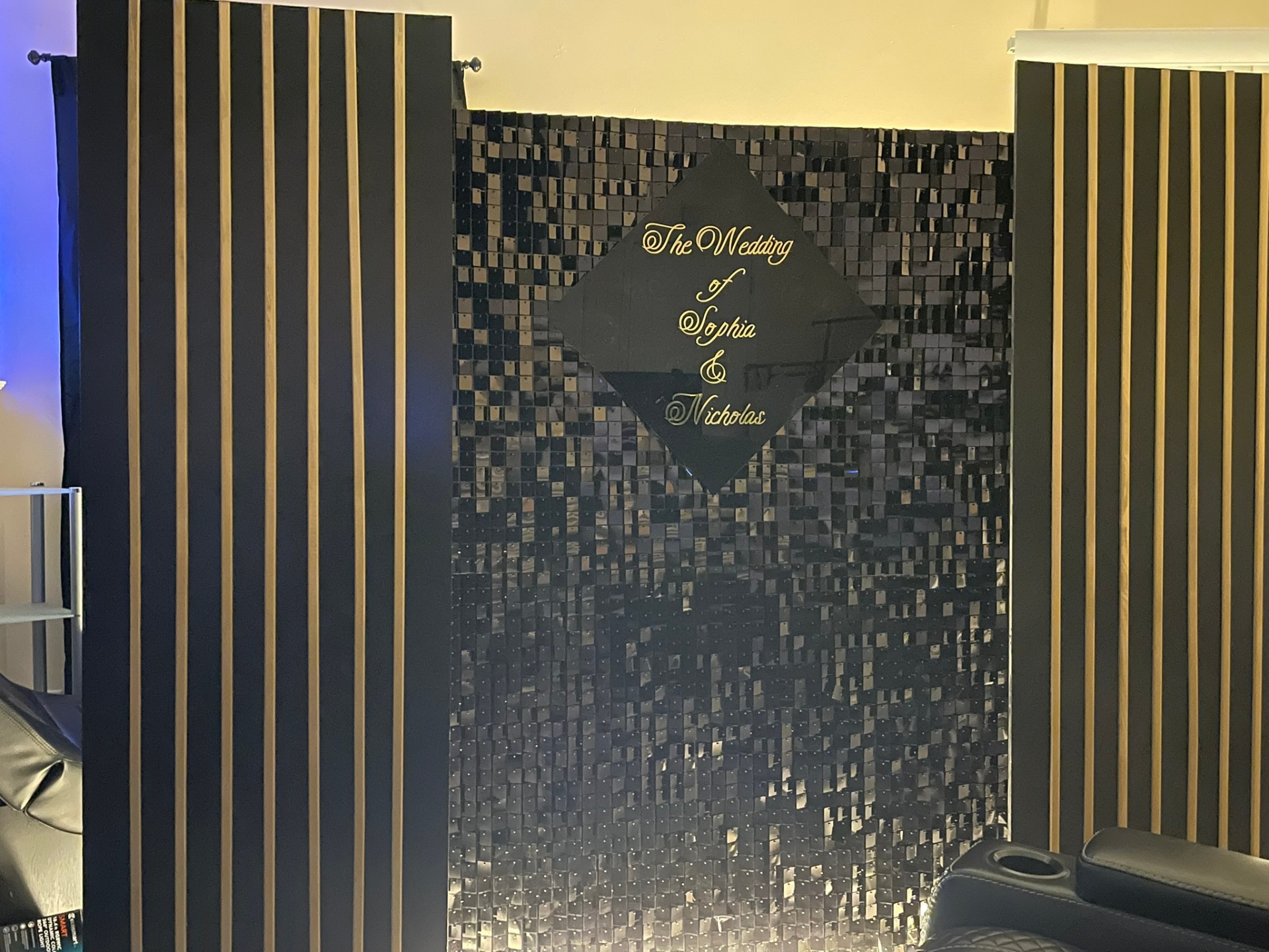 Shimmer Black backdrop